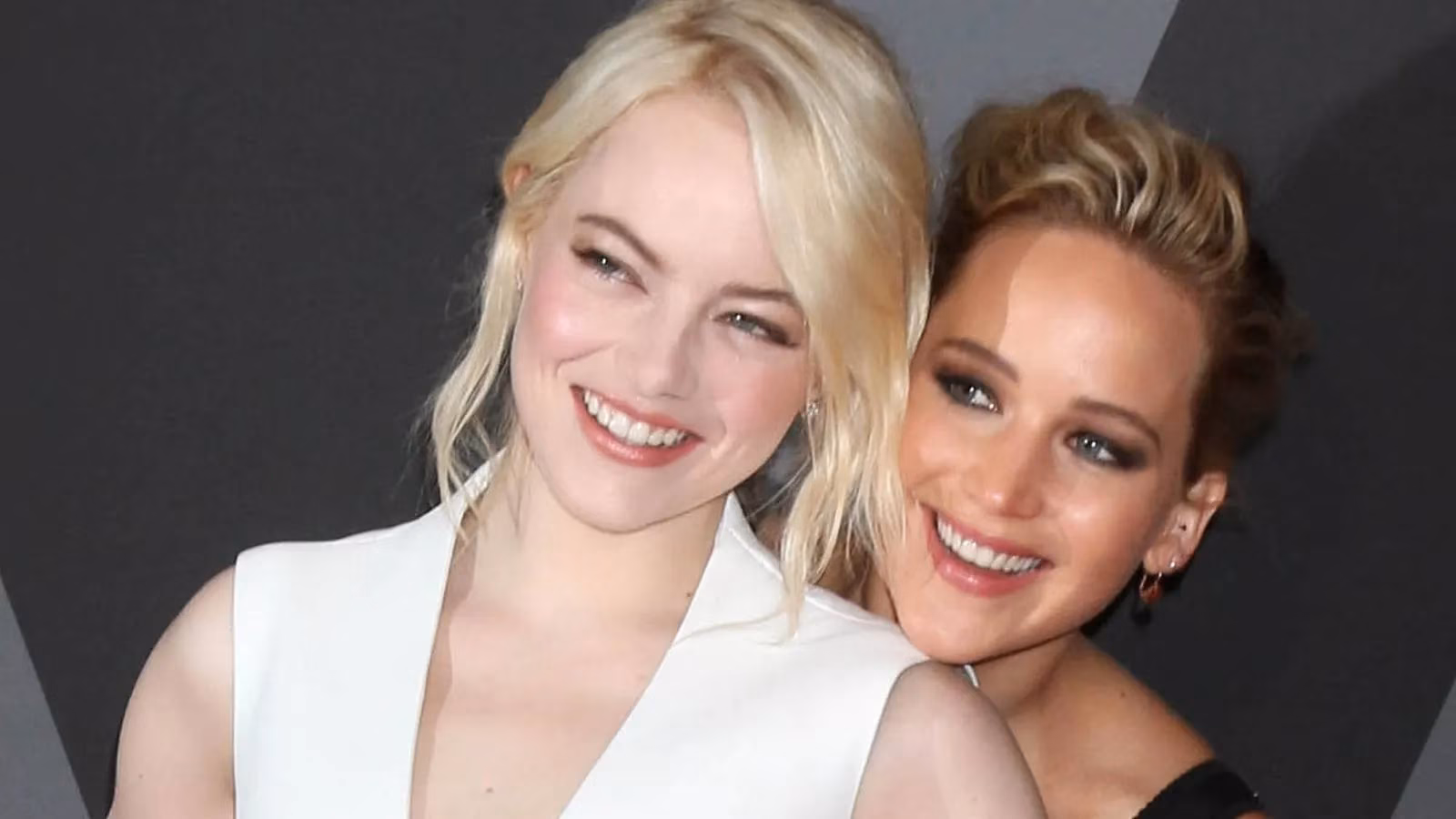 emma-stone-shaves-her-head-for-bugonia-jennifer-lawrence-files-a-formal-complaint-image-1