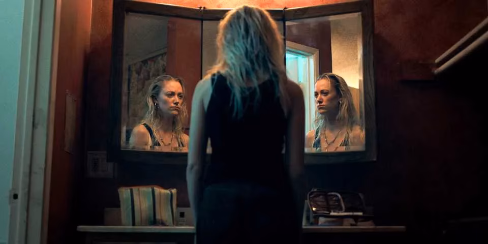 the-hand-that-rocks-the-cradle-2025-remake-a-hulu-hit-dividing-critics-image-0